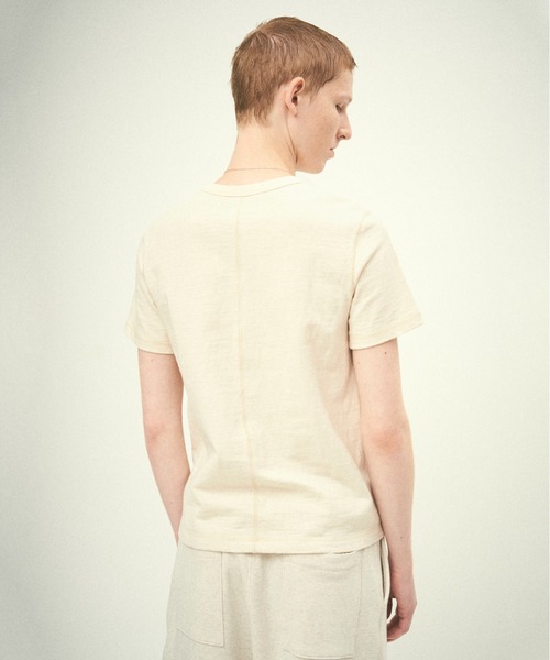 Juha(ユハ)の「VINTAGE PLAINSTITCH TEE(Tシャツ/カットソー・メンズ・オリーブ/キナリ/ブラック・4/3)」の7枚目の写真