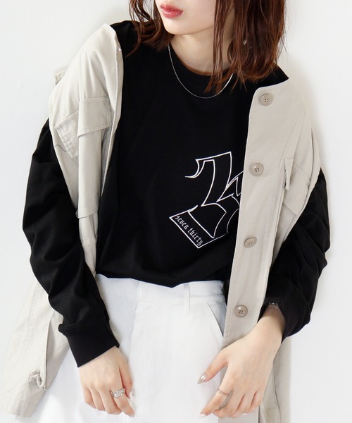 RE730(アールイーセブンサーティー)の「RE730 ドロップショルダー 刺繍ビッグロンT(Tシャツ/カットソー・メンズ・ブラック/ホワイト・L/M/XL)」の1枚目の写真