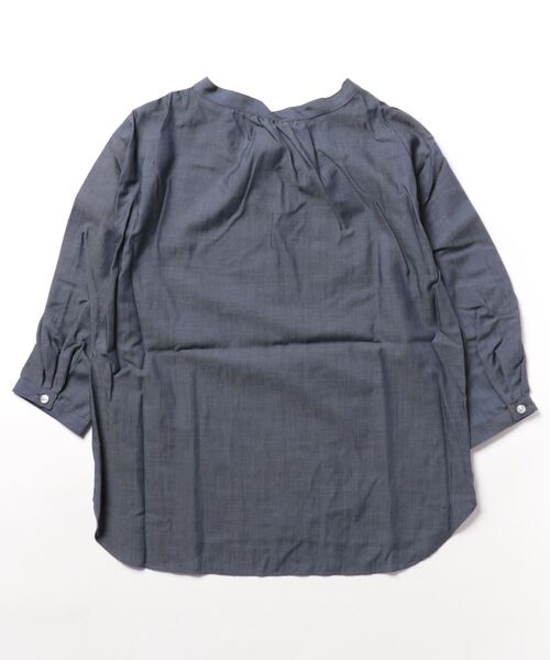 m.f.editorial(エムエフエディトリアル)の「【WEB限定販売】m.f.エディトリアル レディース 形態安定 シャンブレープルオーバー長袖ブラウス(シャツ/ブラウス・レディース・ネイビー・S/LARGE/MEDIUM)」の2枚目の写真