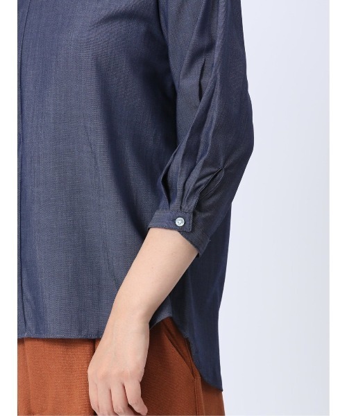 m.f.editorial(エムエフエディトリアル)の「【WEB限定販売】m.f.エディトリアル レディース 形態安定 シャンブレープルオーバー長袖ブラウス(シャツ/ブラウス・レディース・ネイビー・S/LARGE/MEDIUM)」の9枚目の写真