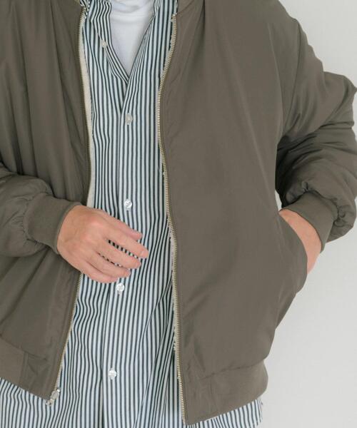 ITEMS URBANRESEARCH(アイテムズ アーバンリサーチ)の「裏ボア リバーシブル MA-1(MA-1・メンズ・カーキ/ベージュ/ブラック・LARGE/MEDIUM)」の19枚目の写真