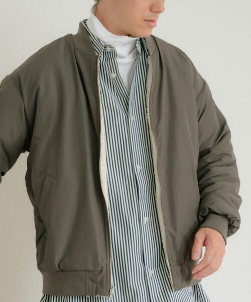 ITEMS URBANRESEARCH(アイテムズ アーバンリサーチ)の「裏ボア リバーシブル MA-1(MA-1・メンズ・カーキ/ベージュ/ブラック・LARGE/MEDIUM)」の18枚目の写真