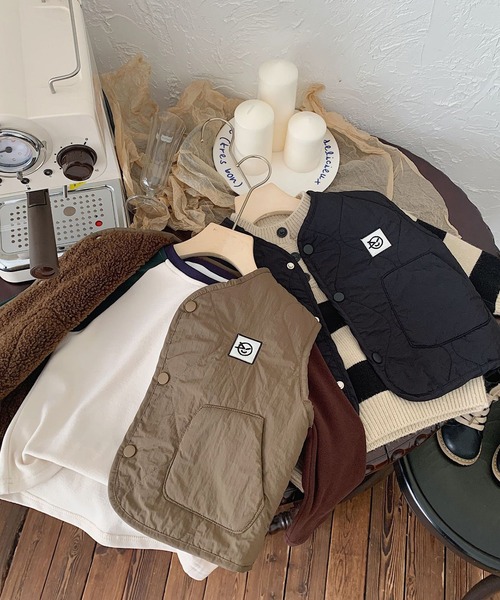 aimoha（アイモハ）の「【aimoha-KIDS-】子供服　レトロ裏ボアベスト（ベスト・キッズ・チョコ/ブラック・120/140/130/110）」の7枚目の写真