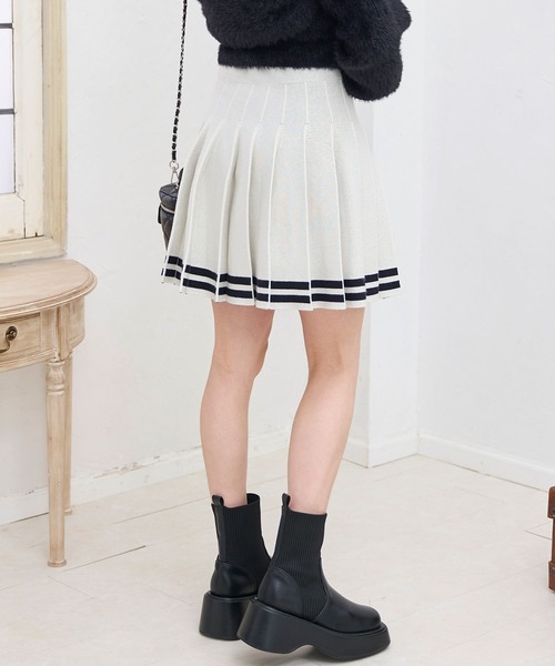 titty&Co. PETIT(ティティアンドコープティ)の「【titty&Co.PETIT 】ジャガードプリーツラインスカート(スカート・レディース・ブラック/ホワイト・FREE)」の14枚目の写真