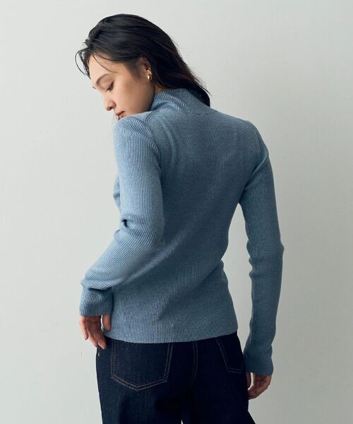 YECCA VECCA（イェッカヴェッカ）の「ラメ混ハイネックリブニット（ニット/セーター・レディース・ブラック/ベージュ/グレー/ブルー・FREE）」の8枚目の写真
