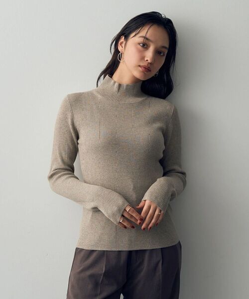YECCA VECCA（イェッカヴェッカ）の「ラメ混ハイネックリブニット（ニット/セーター・レディース・ブラック/ベージュ/グレー/ブルー・FREE）」の20枚目の写真