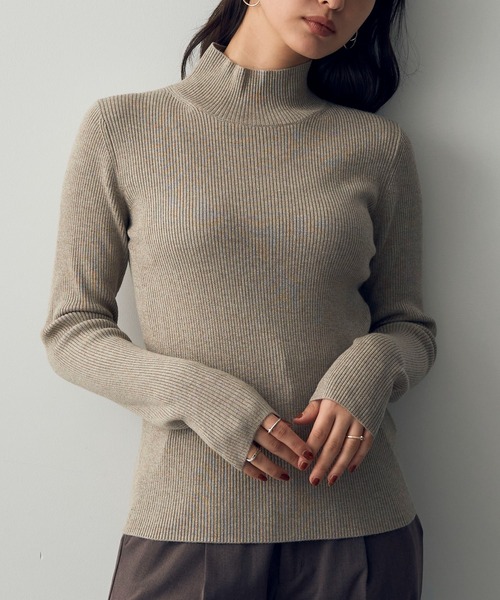 YECCA VECCA（イェッカヴェッカ）の「ラメ混ハイネックリブニット（ニット/セーター・レディース・ブラック/ベージュ/グレー/ブルー・FREE）」の3枚目の写真