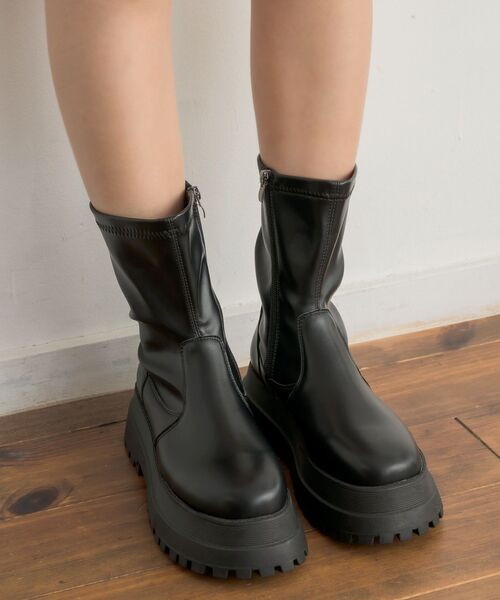 RETRO GIRL（レトロガール）の「厚底ストレッチブーツ（ブーツ・レディース・ブラック/ブラウン・LARGE/MEDIUM）」の3枚目の写真