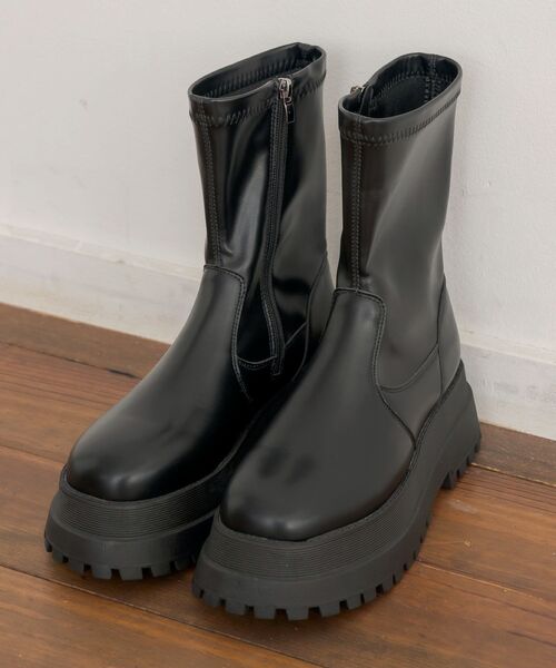 RETRO GIRL（レトロガール）の「厚底ストレッチブーツ（ブーツ・レディース・ブラック/ブラウン・LARGE/MEDIUM）」の4枚目の写真