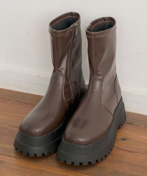 RETRO GIRL（レトロガール）の「厚底ストレッチブーツ（ブーツ・レディース・ブラック/ブラウン・LARGE/MEDIUM）」の7枚目の写真