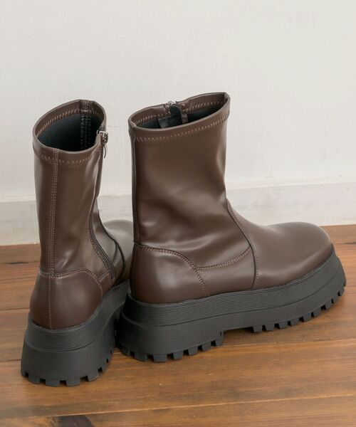 RETRO GIRL（レトロガール）の「厚底ストレッチブーツ（ブーツ・レディース・ブラック/ブラウン・LARGE/MEDIUM）」の9枚目の写真