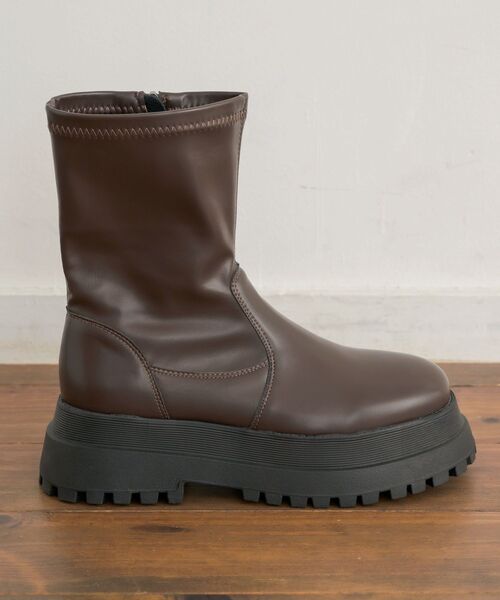 RETRO GIRL（レトロガール）の「厚底ストレッチブーツ（ブーツ・レディース・ブラック/ブラウン・LARGE/MEDIUM）」の10枚目の写真
