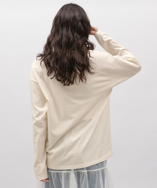 LAKOLE（ラコレ）の「グラフィックロゴ長袖 / 106400（Tシャツ/カットソー・レディース・ピンク/チャコール/オフホワイト・MEDIUM/SMALL）」の6枚目の写真