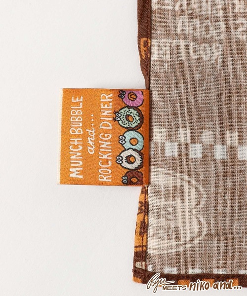 niko and...（ニコアンド）の「【RYU AMBE】コラボ  バンダナハンカチ（バンダナ/スカーフ・レディース・オレンジ/ブラウン・0）」の6枚目の写真