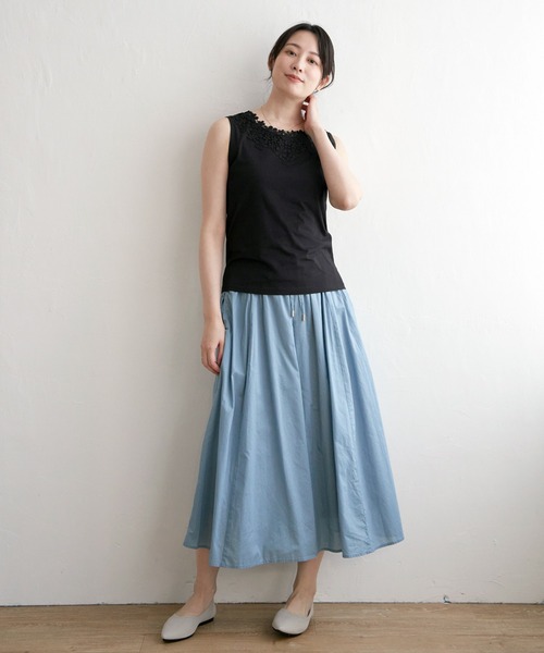 ikka(イッカ)の「【接触冷感/UVカット】コットンUSA前後レースタンクトップ(タンクトップ・レディース・オフホワイト/ベージュ/ブラック・S/M/L)」の6枚目の写真