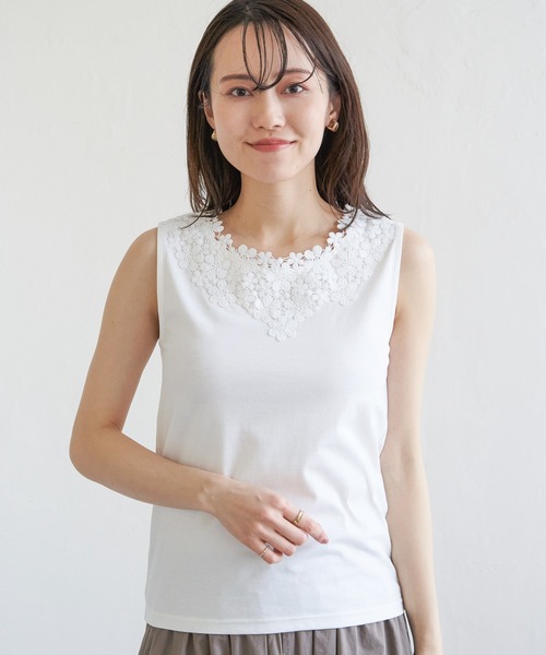 ikka(イッカ)の「【接触冷感/UVカット】コットンUSA前後レースタンクトップ(タンクトップ・レディース・オフホワイト/ベージュ/ブラック・S/M/L)」の14枚目の写真