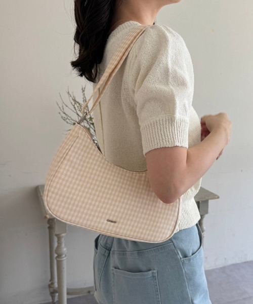 one after another NICE CLAUP(ワンアフターアナザーナイスクラップ)の「ギンガムチェックホーボーバッグ(ショルダーバッグ・レディース・ピンク系その他/ベージュ系その他/ブラック系その他/ブルー系その他・FREE)」の14枚目の写真