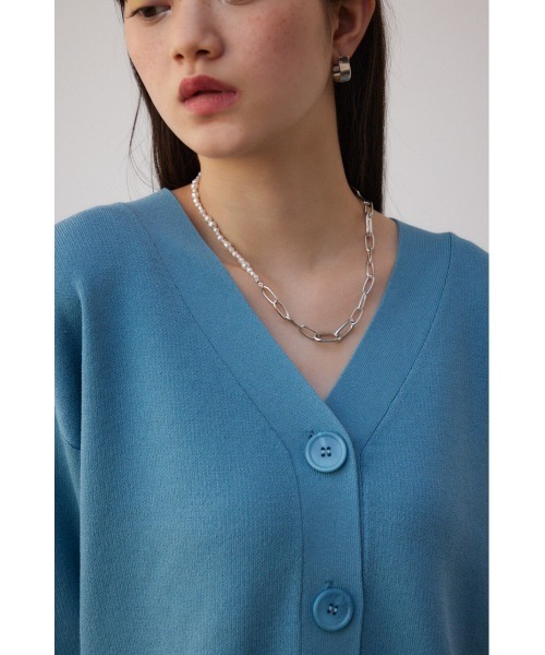 AZUL by moussy（アズールバイマウジー）の「ハーフフェイクパールミックスチェーンネックレス（ネックレス・レディース・ゴールド系その他/シルバー・FREE）」の3枚目の写真