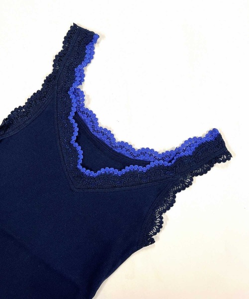 Q（キュー）の「バイカラーテレコタンク（タンクトップ・レディース・ホワイト/コーラル/ベージュ/チャコールグレー/ブラック/ライトグレー/オリーブ/ネイビー・MEDIUM）」の7枚目の写真