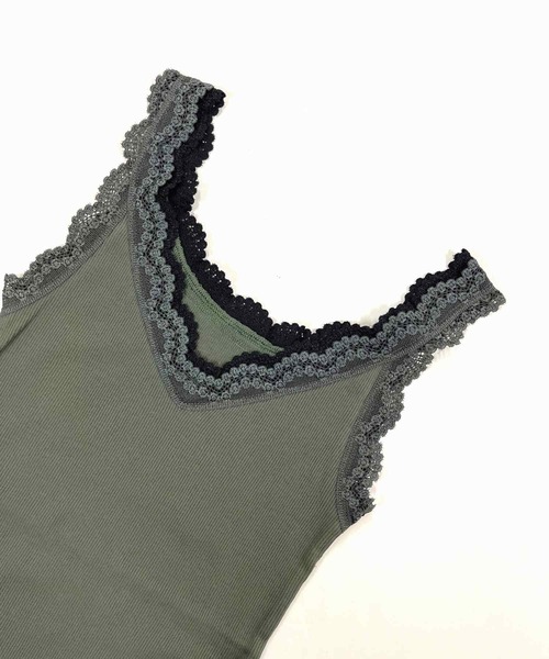 Q（キュー）の「バイカラーテレコタンク（タンクトップ・レディース・ホワイト/コーラル/ベージュ/チャコールグレー/ブラック/ライトグレー/オリーブ/ネイビー・MEDIUM）」の6枚目の写真