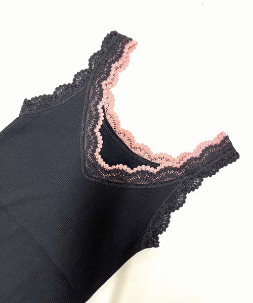 Q（キュー）の「バイカラーテレコタンク（タンクトップ・レディース・ホワイト/コーラル/ベージュ/チャコールグレー/ブラック/ライトグレー/オリーブ/ネイビー・MEDIUM）」の4枚目の写真