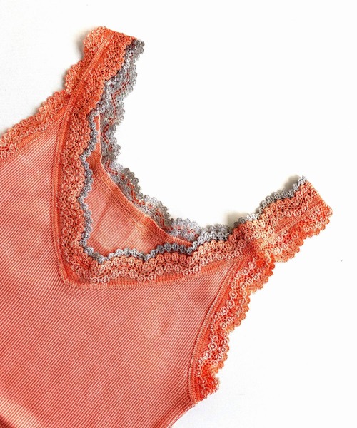 Q（キュー）の「バイカラーテレコタンク（タンクトップ・レディース・ホワイト/コーラル/ベージュ/チャコールグレー/ブラック/ライトグレー/オリーブ/ネイビー・MEDIUM）」の12枚目の写真