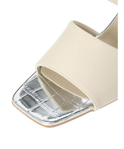 Te chichi（テチチ）の「ダブルベルトサンダル（サンダル・レディース・オフホワイト/ブラック・37/38）」の10枚目の写真