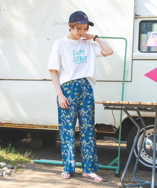 coen(コーエン)の「【WEB限定】ボタニカルプリントストレートイージーパンツ(その他パンツ・レディース・ベージュ/ネイビー・M/L)」の15枚目の写真
