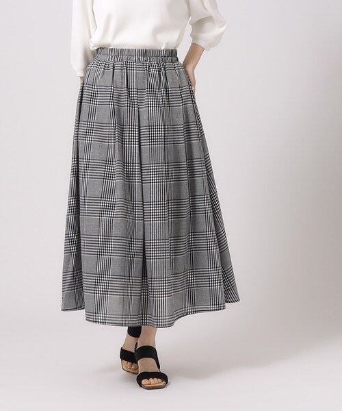 DRESKIP（ドレスキップ）の「◆【無理せずキレイ】歩くたびに揺れる ドラマティックフレアスカート（スカート・レディース・ブラック系1/ネイビー系1/イエロー系その他/ライトブルー・02/03/04）」の11枚目の写真