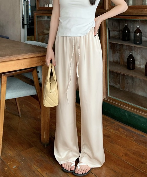 FREE STYLISTS（フリー スタイリスト）の「YUGA_YGMC サテン イージーパンツ（その他パンツ・レディース・オフホワイト/ベビーピンク/ブラック/マスタード・FREE）」の2枚目の写真