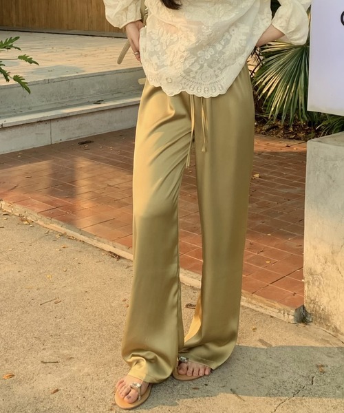 FREE STYLISTS（フリー スタイリスト）の「YUGA_YGMC サテン イージーパンツ（その他パンツ・レディース・オフホワイト/ベビーピンク/ブラック/マスタード・FREE）」の4枚目の写真