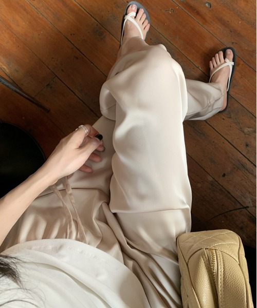 FREE STYLISTS（フリー スタイリスト）の「YUGA_YGMC サテン イージーパンツ（その他パンツ・レディース・オフホワイト/ベビーピンク/ブラック/マスタード・FREE）」の5枚目の写真