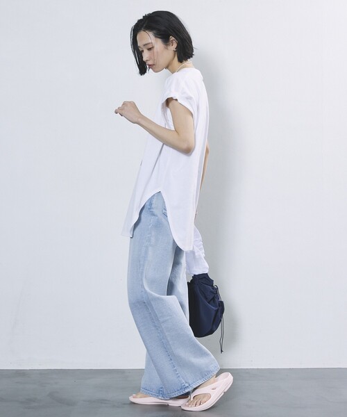 Firsthand（ファーストハンド）の「Firsthand/ファーストハンド オーガニックコットンロールアップスリーブロゴプリントTシャツ（Tシャツ/カットソー・レディース・ブラック/チャコールグレー/ホワイト・FREE）」の4枚目の写真