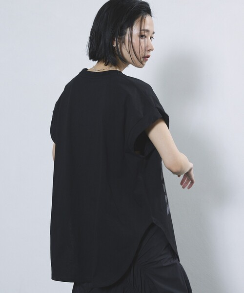 Firsthand（ファーストハンド）の「Firsthand/ファーストハンド オーガニックコットンロールアップスリーブロゴプリントTシャツ（Tシャツ/カットソー・レディース・ブラック/チャコールグレー/ホワイト・FREE）」の13枚目の写真