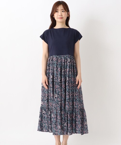 one'sterrace（ワンズテラス）の「リゾート コンビフラワーワンピース（ワンピース・レディース・グレー系4/アイボリー系8/ネイビー系5・02）」の4枚目の写真