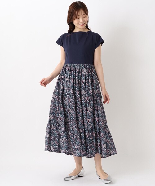 one'sterrace（ワンズテラス）の「リゾート コンビフラワーワンピース（ワンピース・レディース・グレー系4/アイボリー系8/ネイビー系5・02）」の18枚目の写真