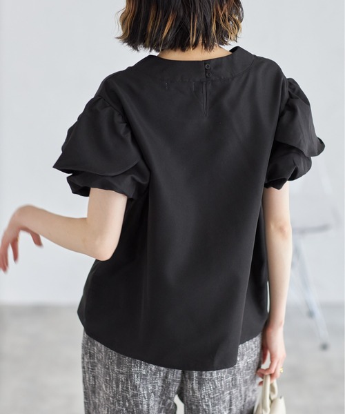 each(イーチ)の「フレアパフスリーブブラウス(Tシャツ/カットソー・レディース・ホワイト/ブラック・FREE)」の5枚目の写真
