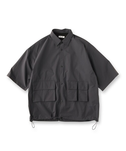tk.TAKEO KIKUCHI(ティーケータケオキクチ)の「◆テックハイカー ビッグシャツ(シャツ/ブラウス・メンズ・チャコールグレー/ブラック・02/03)」の3枚目の写真