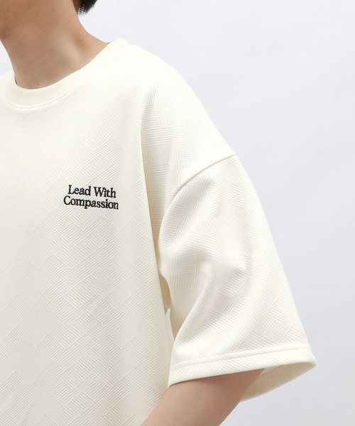 LAKOLE（ラコレ）の「フクレジャガード刺繍半袖T / 126595（Tシャツ/カットソー・メンズ・ブラック/ホワイト/ブルー・MEDIUM/LARGE）」の17枚目の写真