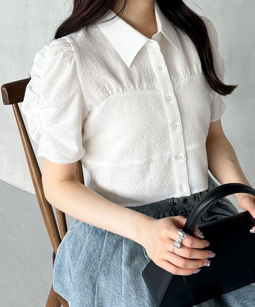 新品　PESERICO ペゼリコ　レディース　半袖シャツ　ホワイト　size38 フロントボールチェーンロゴ飾りコットンTシャツ / PESERICO