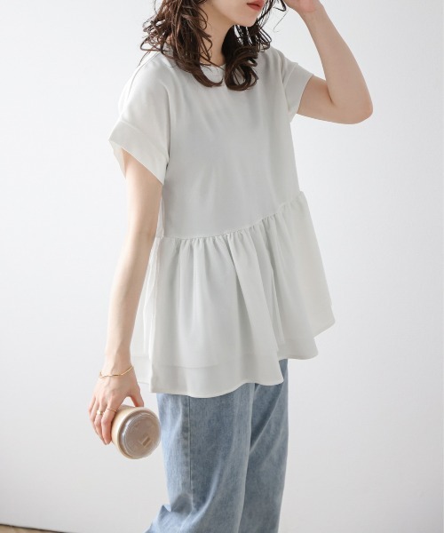 La-gemme(ラジェム)の「異素材MIXペプラムトップス(Tシャツ/カットソー・レディース・ホワイト/ブラック・フリー)」の19枚目の写真