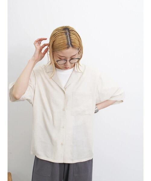 Samansa Mos2 blue（サマンサモスモスブルー）の「【接触冷感】麻レーヨン開襟シャツ（シャツ/ブラウス・レディース・キナリ/チャコールグレー/カーキ/イエロー・F）」の2枚目の写真