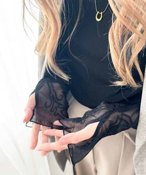 classicalelf（クラシカルエルフ）の「まわりと差がつく。前後2way袖刺繍切替シアープルオーバー（Tシャツ/カットソー・レディース・ライトグレー/チャコール/ブラック/オフホワイト・LARGE/MEDIUM/SMALL/X-LARGE）」の3枚目の写真