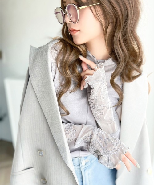 classicalelf（クラシカルエルフ）の「まわりと差がつく。前後2way袖刺繍切替シアープルオーバー（Tシャツ/カットソー・レディース・ライトグレー/チャコール/ブラック/オフホワイト・LARGE/MEDIUM/SMALL/X-LARGE）」の13枚目の写真