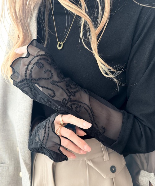 classicalelf（クラシカルエルフ）の「まわりと差がつく。前後2way袖刺繍切替シアープルオーバー（Tシャツ/カットソー・レディース・ライトグレー/チャコール/ブラック/オフホワイト・LARGE/MEDIUM/SMALL/X-LARGE）」の21枚目の写真