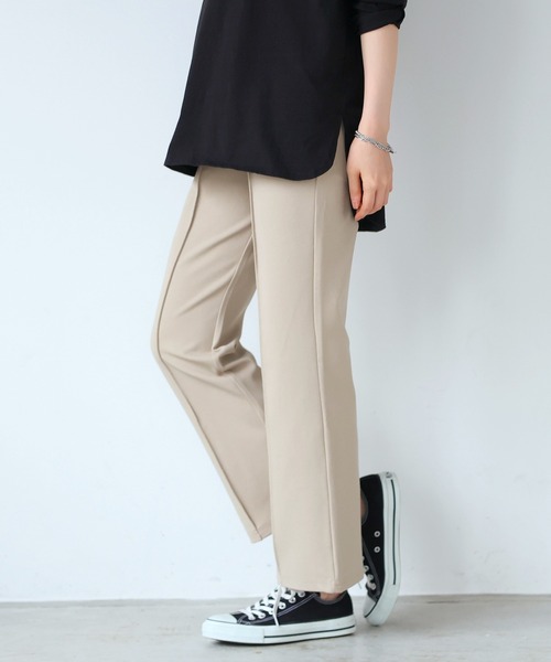itto...（イット）の「すらっと縦長美脚ストレッチピンタックセンタープレスパンツ（スラックス・レディース・ブラック/グレイッシュベージュ/アイボリー・M/L）」の22枚目の写真
