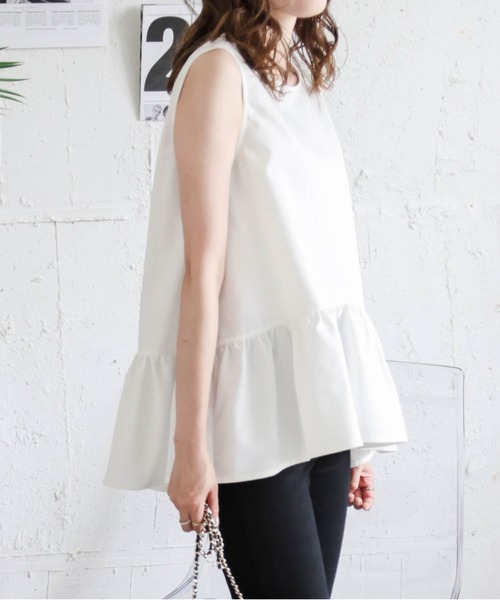 AMELY（エミリー）の「ノースリーブペプラムトップス（Tシャツ/カットソー・レディース・ブラック/ホワイト・フリー）」の7枚目の写真