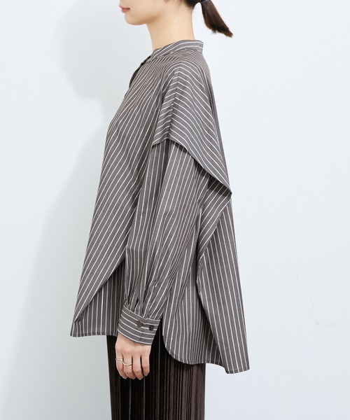 LE CERCLE par rope'（ルセルクルパーロペ）の「タックバンドカラーシャツ（シャツ/ブラウス・レディース・ブルー系その他5/ホワイト/ブラウン系その他3・FREE）」の12枚目の写真