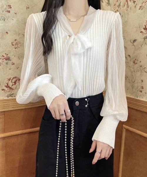 Miniministore(ミニミニストア)の「プリーツ リブニット トップス 異素材(シャツ/ブラウス・レディース・ベージュ/ホワイト/ブラック・FREE)」の2枚目の写真