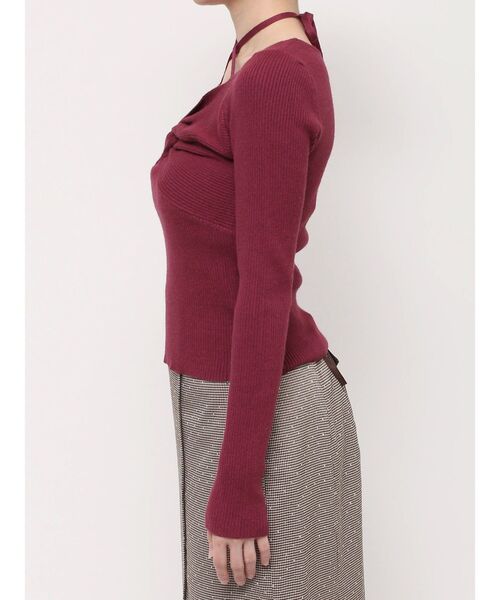 dazzlin（ダズリン）の「フロントツイストリボンニットトップス（ニット/セーター・レディース・アイボリー/チャコールグレー/ブラック/レッド/パープル・FREE）」の8枚目の写真